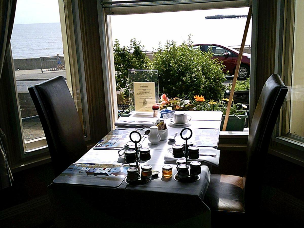 Regency House Panzió Walton-on-the-Naze Kültér fotó